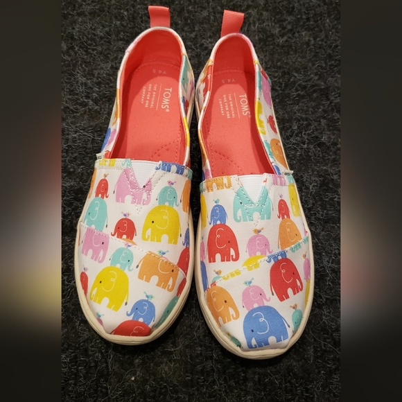 TOMS Alpargata Elephant Print - Picture 2 of 6